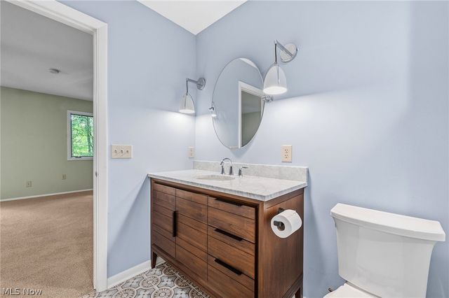 10934 Fawn Meadow Lane, Strongsville, OH 44149
