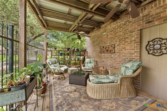 2717 Canyon Oaks Court, Temple, TX 76502