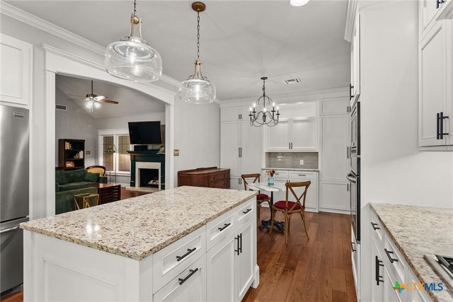 2717 Canyon Oaks Court, Temple, TX 76502