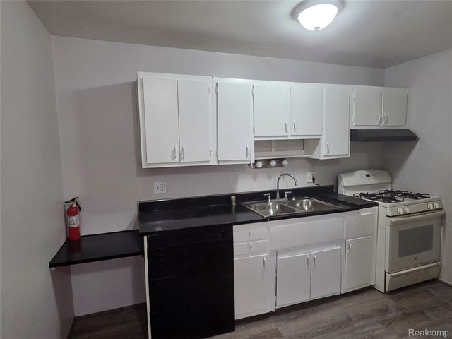 15080 Greenfield Apt 1 Greenfield Road, Detroit, MI 48227