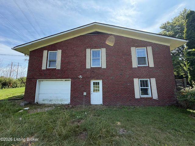 3400 S Camden Ln, Crestwood, KY 40014