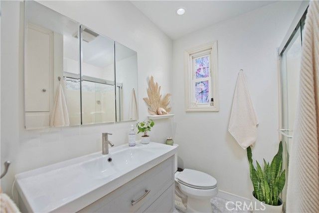 22050 Tulsa, Chatsworth (los Angeles), CA 91311