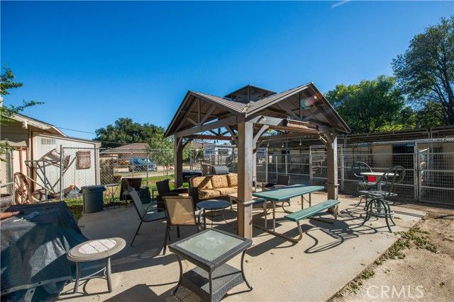 22050 Tulsa, Chatsworth (los Angeles), CA 91311