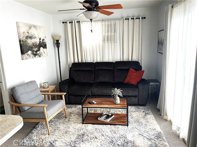 22050 Tulsa, Chatsworth (los Angeles), CA 91311