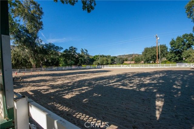 22050 Tulsa, Chatsworth (los Angeles), CA 91311