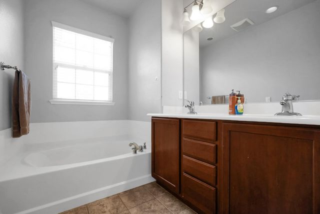 91 W Jalisco St, Mountain House, CA 95391