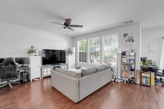 91 W Jalisco St, Mountain House, CA 95391