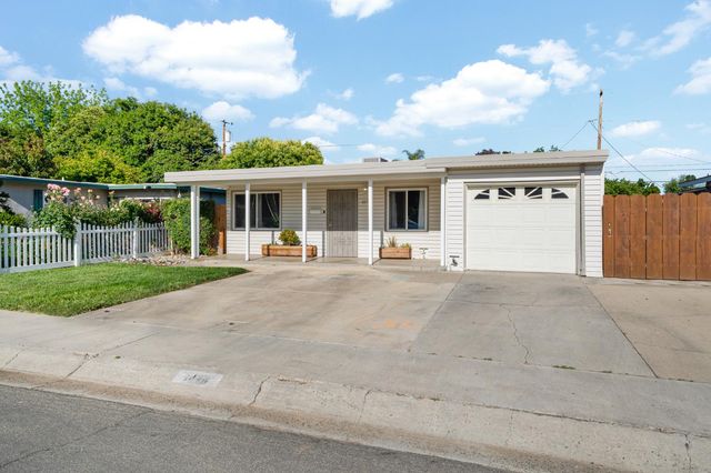 1475 Upland Dr, Yuba City, CA 95991