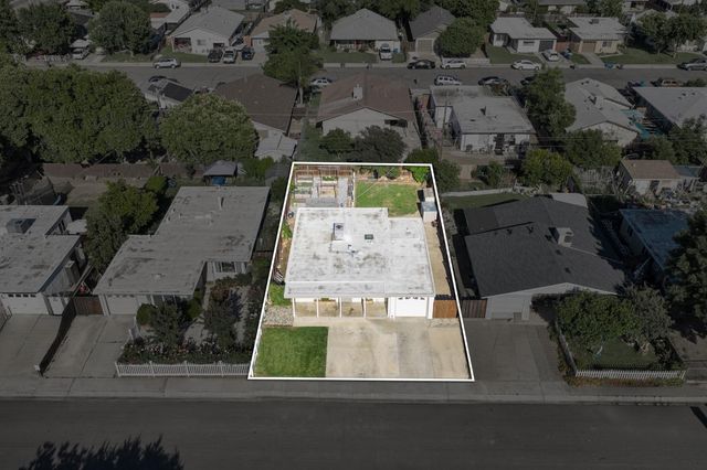 1475 Upland Dr, Yuba City, CA 95991