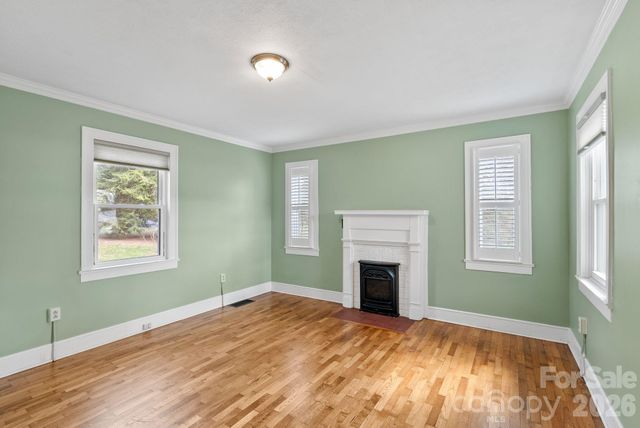 832 Sand Hill Road, Asheville, NC 28806