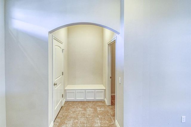 10556 NW 35th Street, Yukon, OK 73099