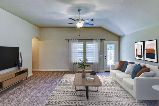 10556 NW 35th Street, Yukon, OK 73099