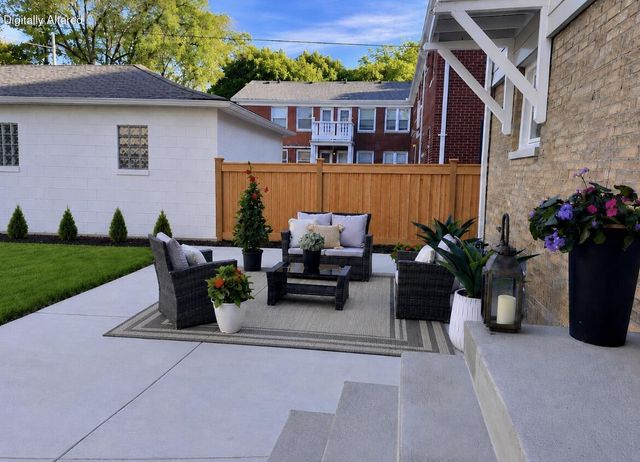5159 N Santa Monica BOULEVARD, Whitefish Bay, WI 53217