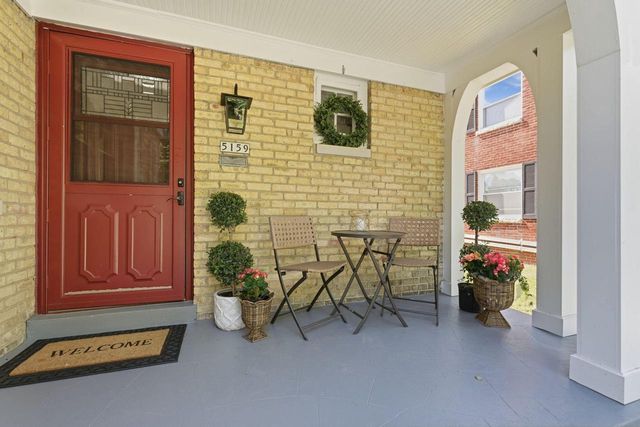 5159 N Santa Monica BOULEVARD, Whitefish Bay, WI 53217