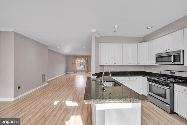 122 LONGPOINT WAY, Gaithersburg, MD 20878