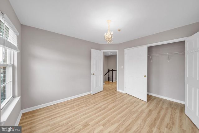 122 LONGPOINT WAY, Gaithersburg, MD 20878