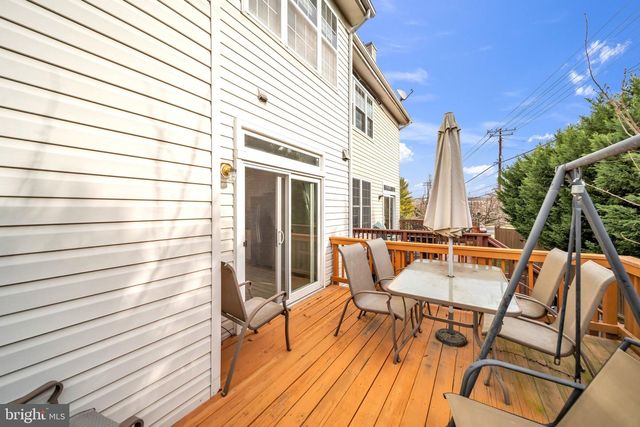 122 LONGPOINT WAY, Gaithersburg, MD 20878