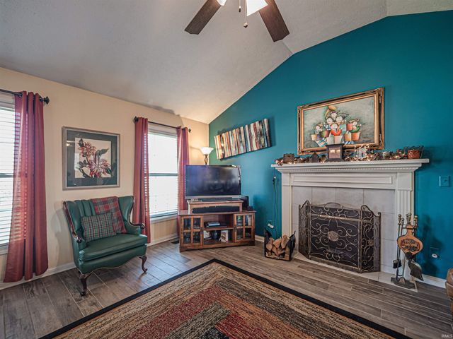 4230 Saybrook Drive, Evansville, IN 47711