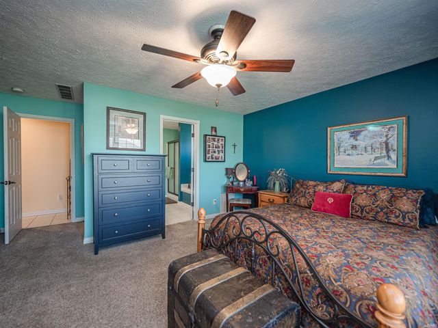 4230 Saybrook Drive, Evansville, IN 47711