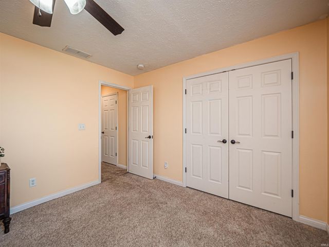 4230 Saybrook Drive, Evansville, IN 47711