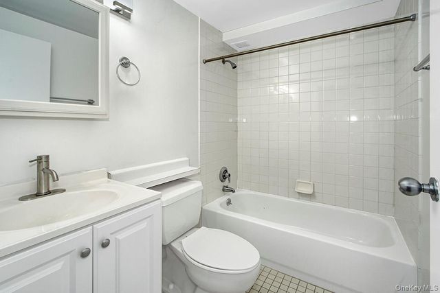 123 Mamaroneck Avenue 306, Mamaroneck, NY 10543