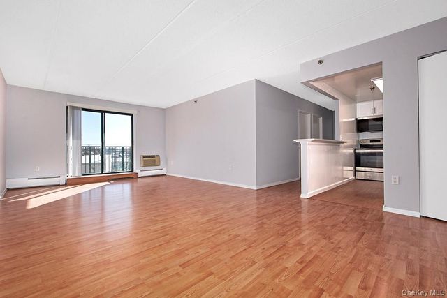 123 Mamaroneck Avenue 306, Mamaroneck, NY 10543