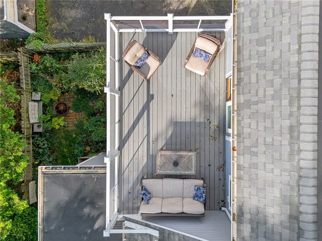 77 Pope Street 2, Newport, RI 02840
