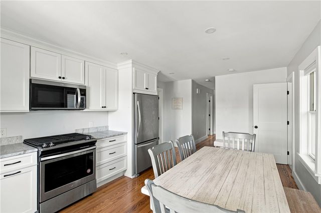 77 Pope Street 2, Newport, RI 02840