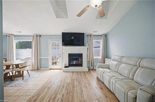 2001 Westham Woods CT, Virginia Beach, VA 23454
