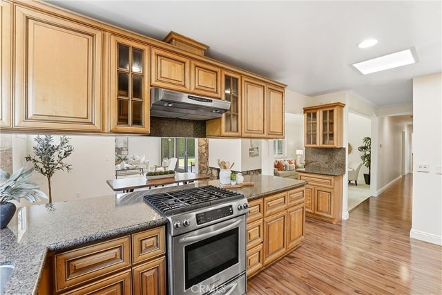 1544 E Riverview, Orange, CA 92865