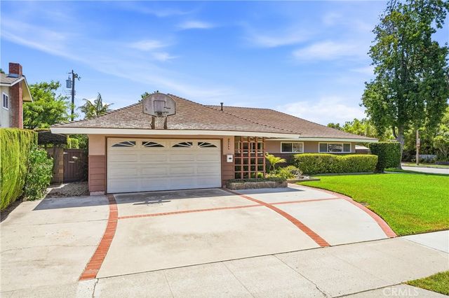1544 E Riverview, Orange, CA 92865