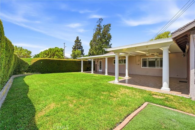 1544 E Riverview, Orange, CA 92865