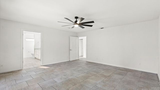 3406 Columbia Drive, Cibolo, TX 78108