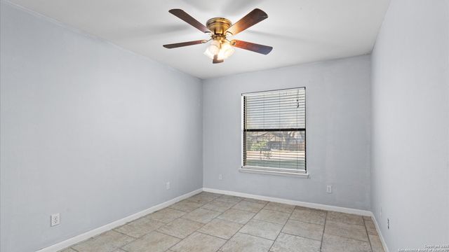 3406 Columbia Drive, Cibolo, TX 78108