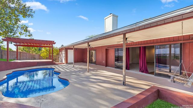 3406 Columbia Drive, Cibolo, TX 78108