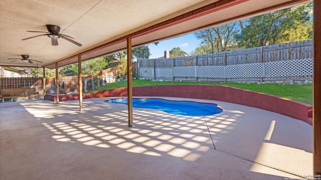 3406 Columbia Drive, Cibolo, TX 78108