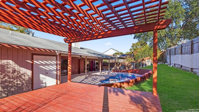 3406 Columbia Drive, Cibolo, TX 78108