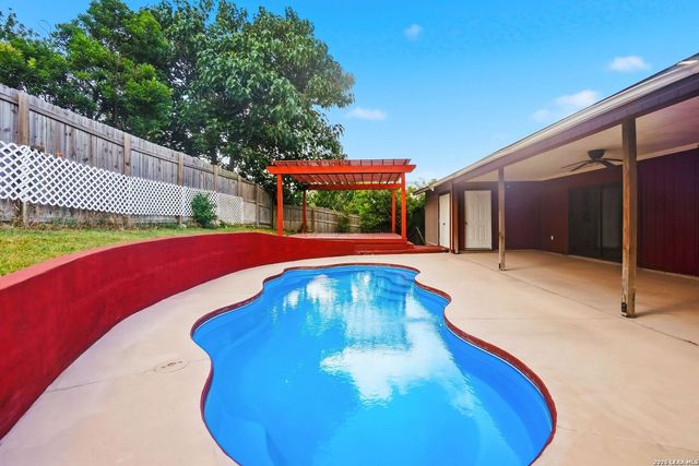 3406 Columbia Drive, Cibolo, TX 78108