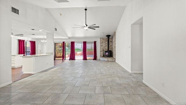 3406 Columbia Drive, Cibolo, TX 78108