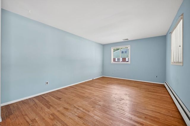 4 Lark St Street A, Manchester, NJ 08759