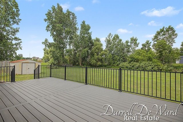 10221 Duncan Lake Avenue, Caledonia, MI 49316