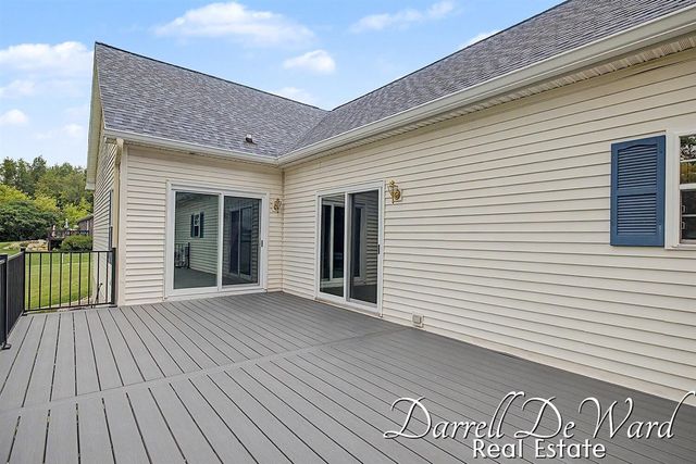 10221 Duncan Lake Avenue, Caledonia, MI 49316