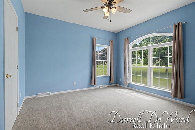 10221 Duncan Lake Avenue, Caledonia, MI 49316