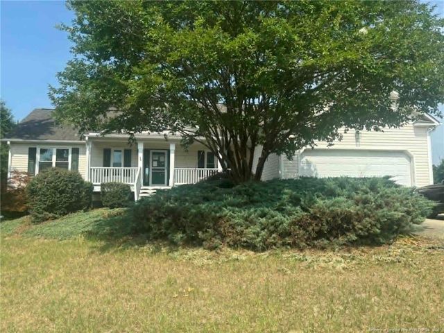 124 Sycamore Court, Benson, NC 27504