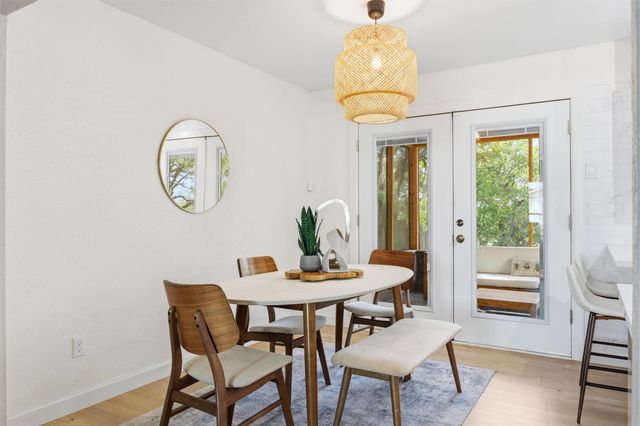 7906 Evaline LN, Austin, TX 78745