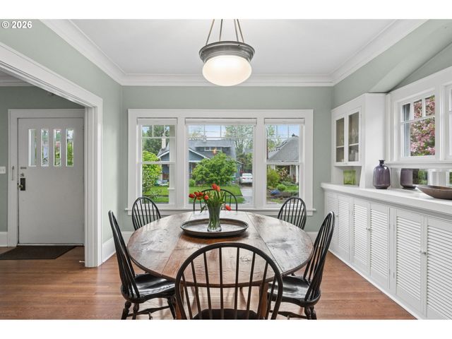 2436 Ne 44TH Ave, Portland, OR 97213