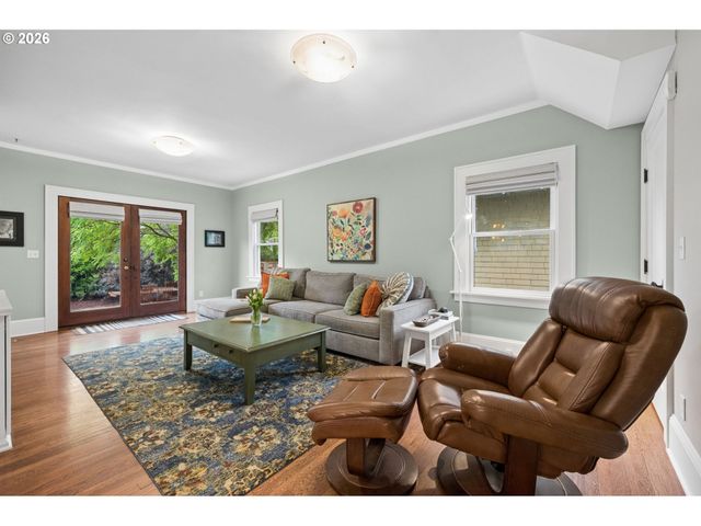 2436 Ne 44TH Ave, Portland, OR 97213