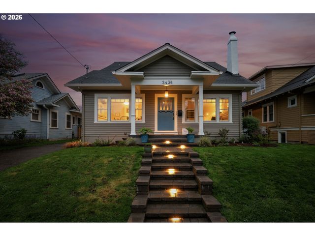 2436 Ne 44TH Ave, Portland, OR 97213