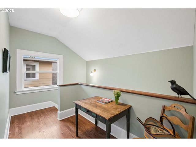 2436 Ne 44TH Ave, Portland, OR 97213