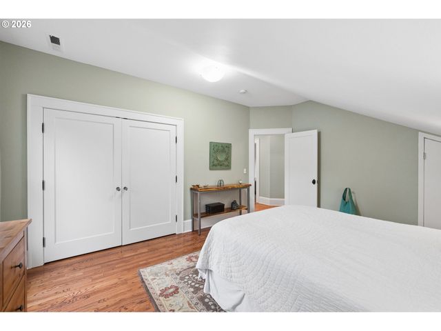 2436 Ne 44TH Ave, Portland, OR 97213